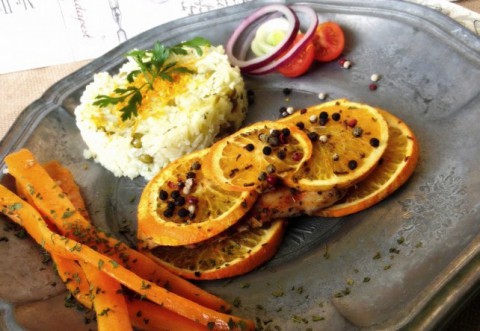 https://www.mindmegette.hu/narancsos-pulykamell.recept/